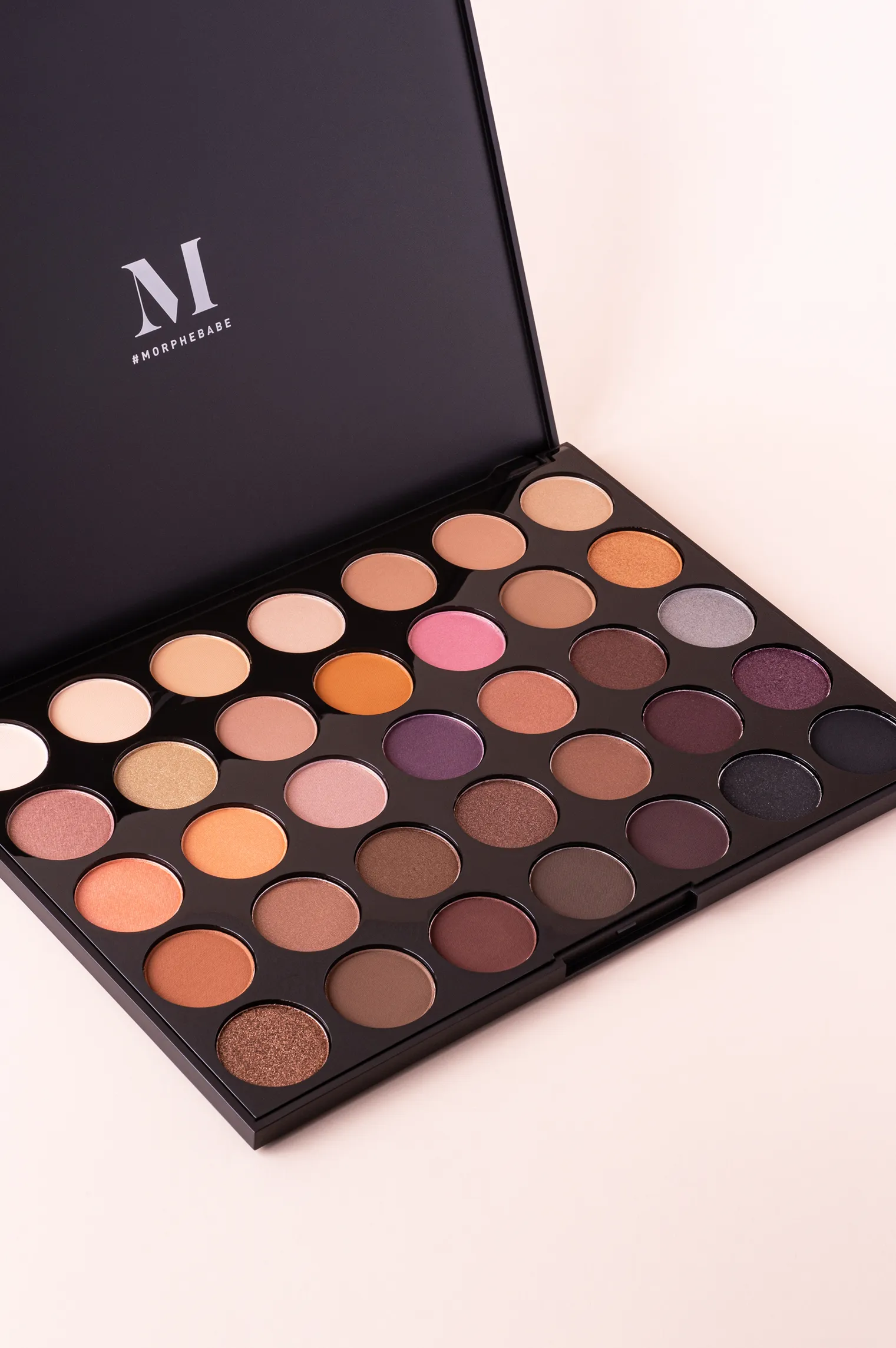 35W Warm It Up Artistry Palette