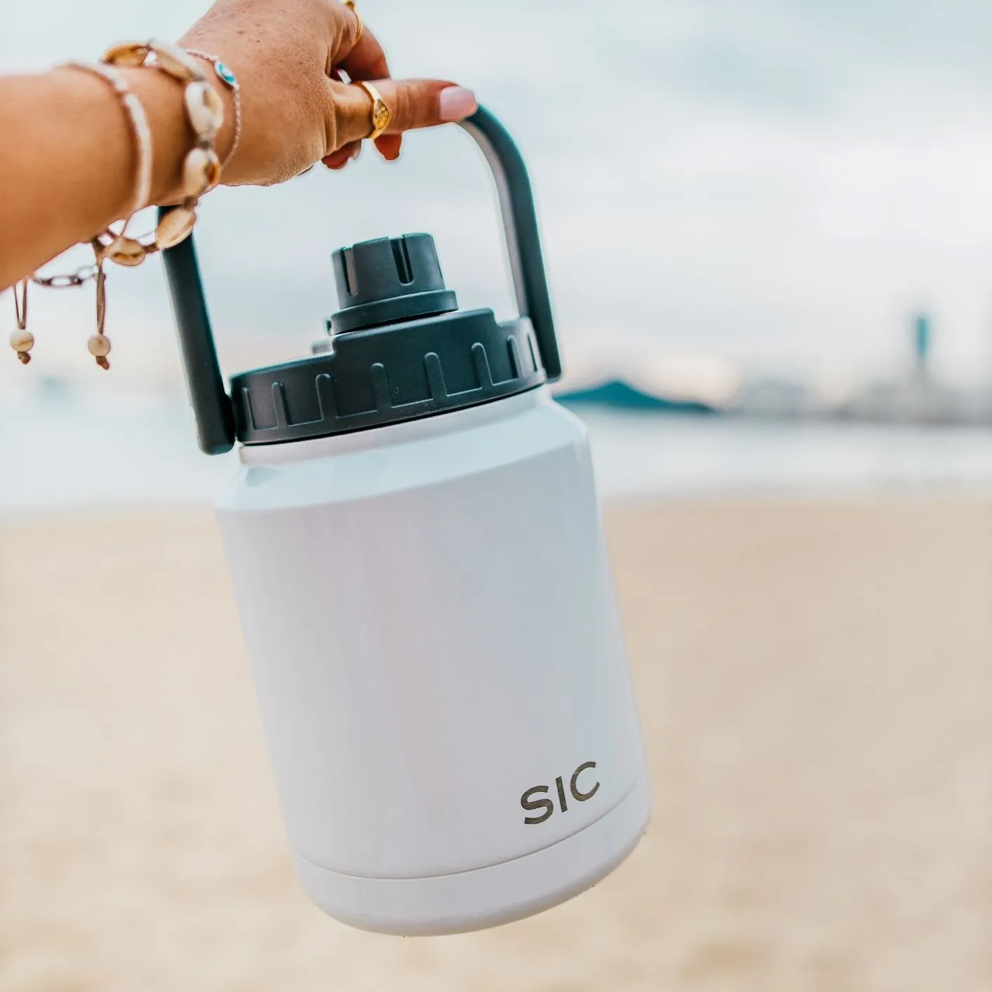 64 oz. (Half Gallon) Ice White Jug