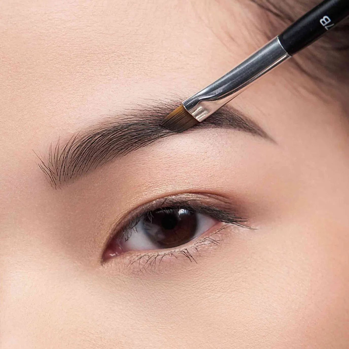 Anastasia Beverly Hills Brush #7B - Dual Ended Angled Brush