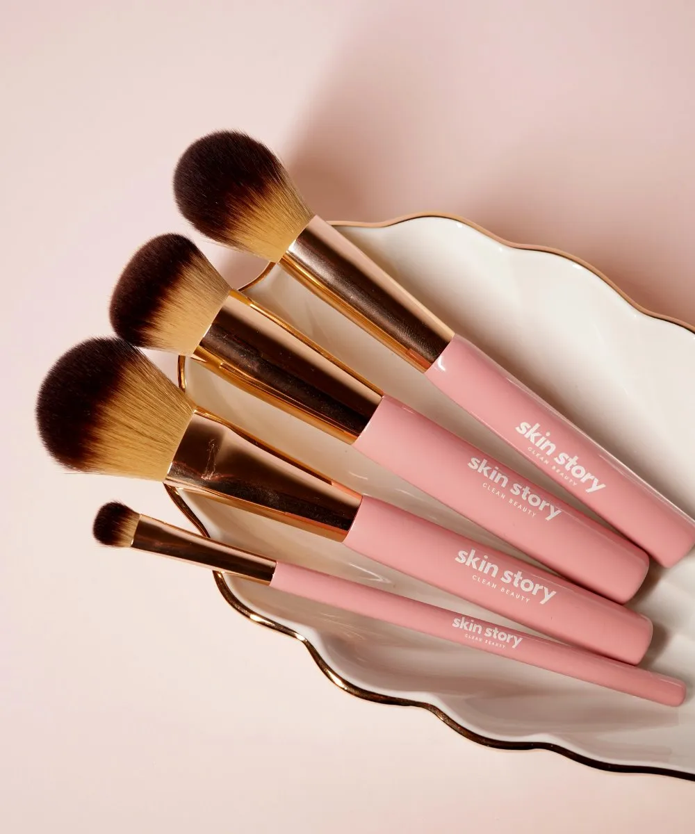 Clean Skin Blush Brush