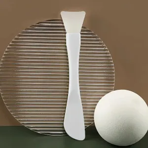 DOUBLE ENEDED FACIAL SILICONE SPATULA