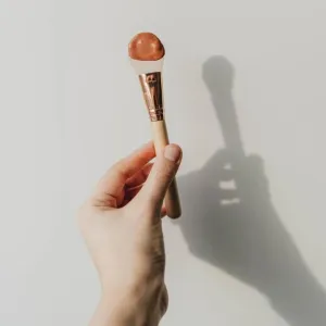Face Mask Applicator