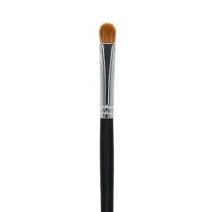 Firm Shadow Brush  C124