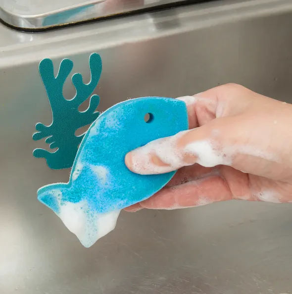 Fish Grab 'N Scrub