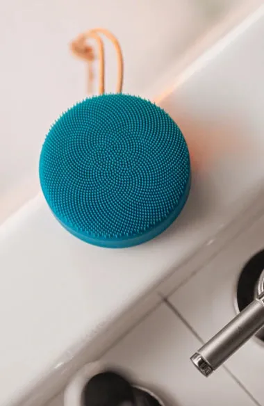 Foreo LUNA 4 BODY Cleansing Device