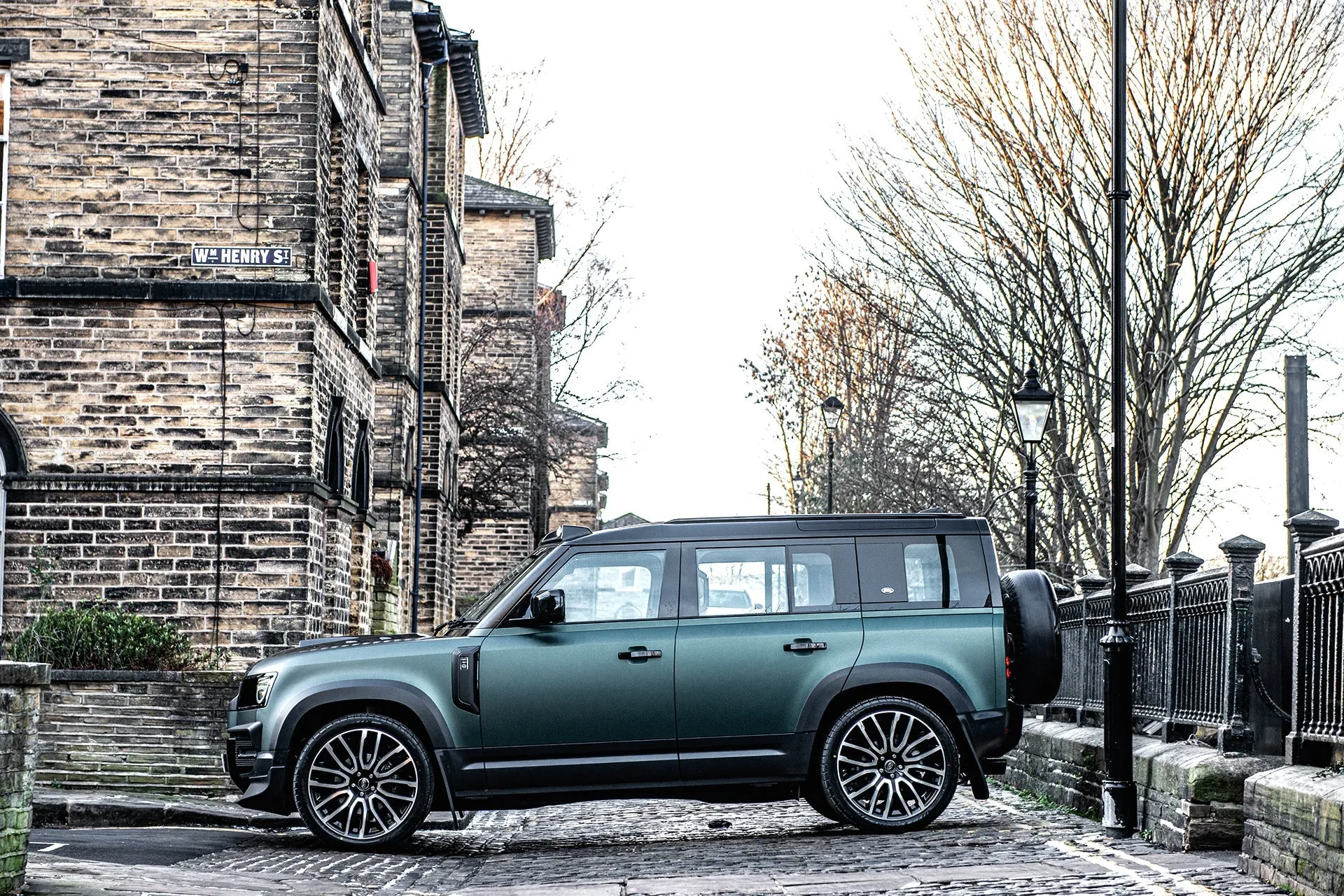 Green Exterior & Conversions for Land Rover Defender 110