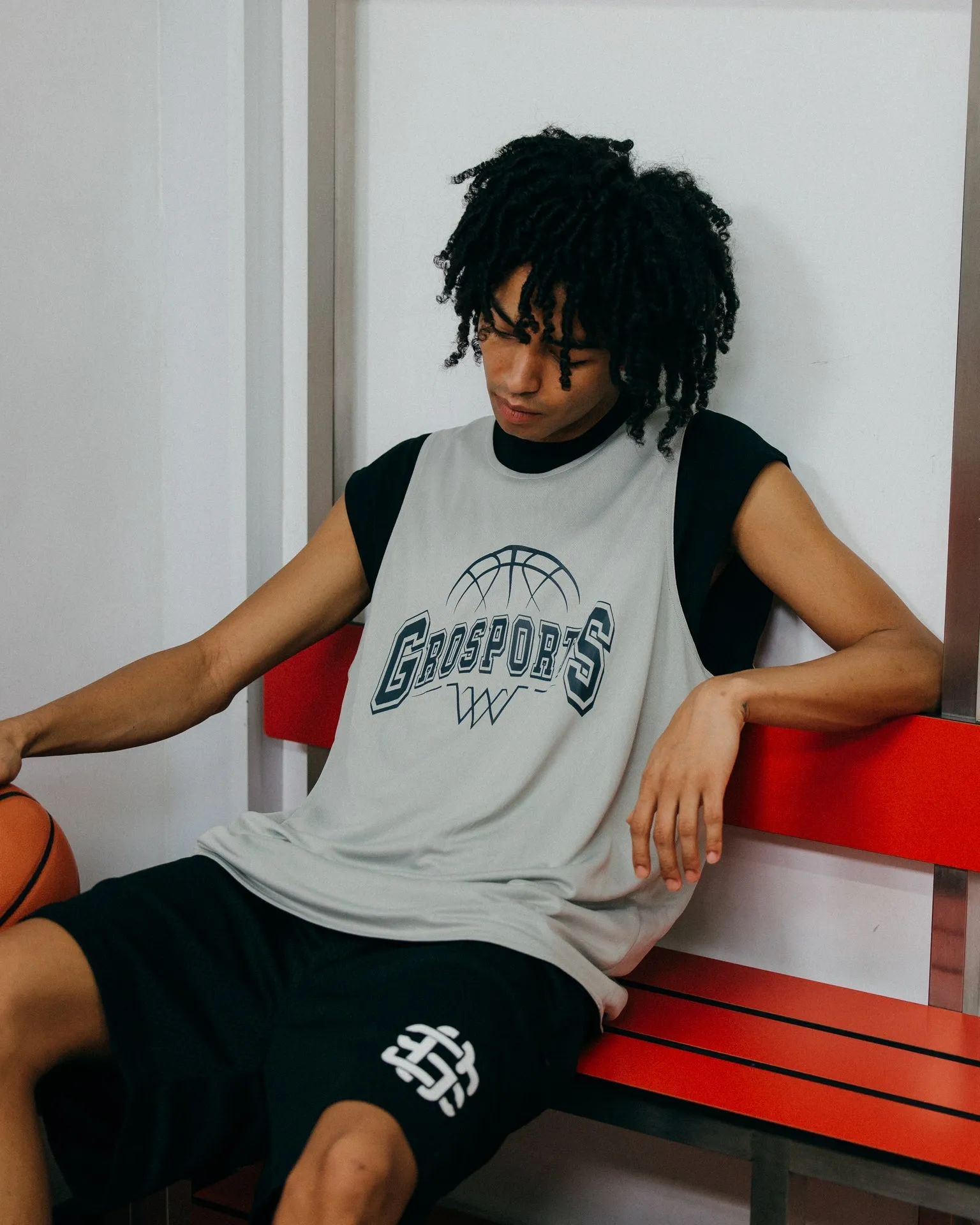 GROSPORTS BASKETBALL REVERSIBLE JERSEY/ BLACK & GREY