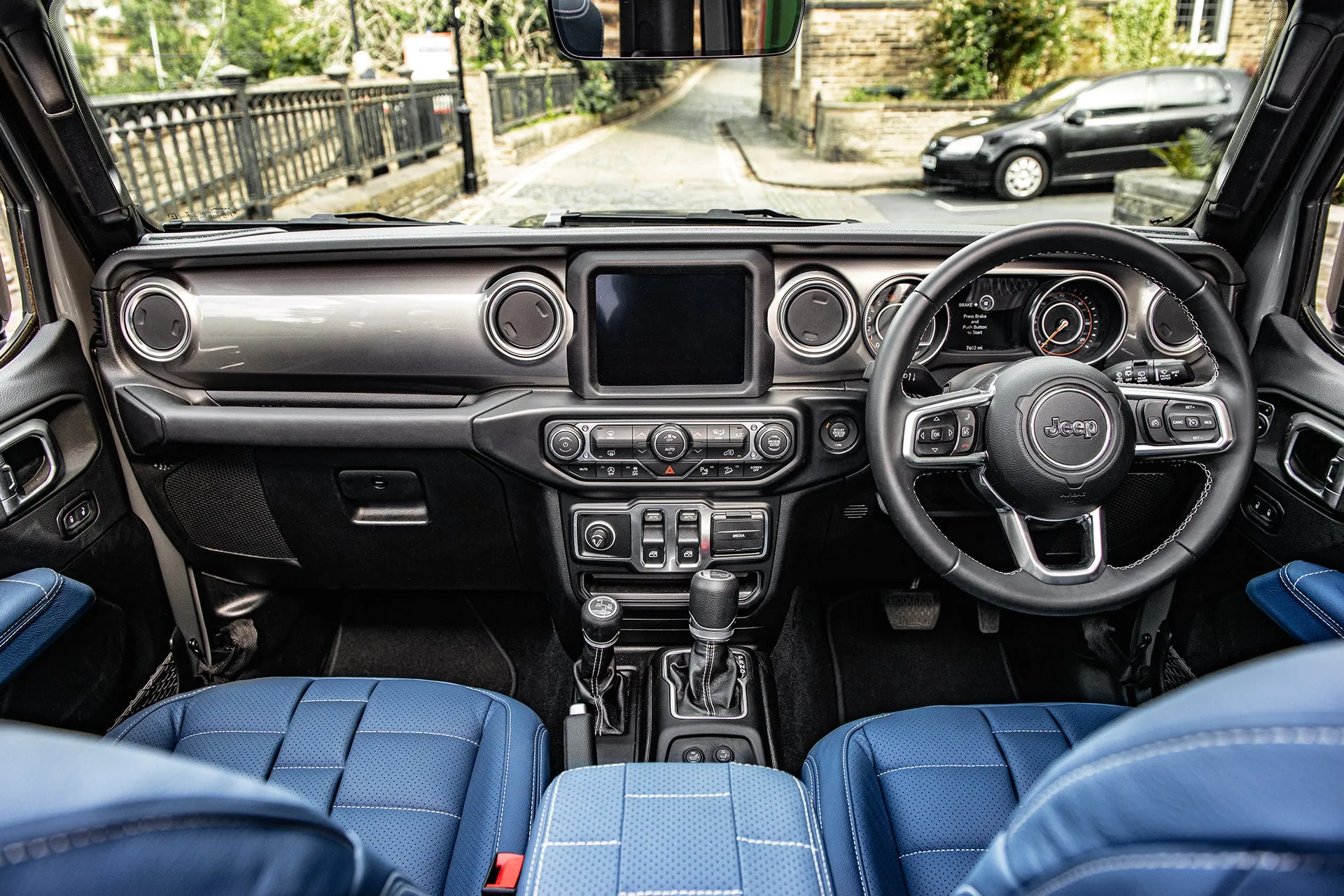 Jeep Wrangler JL 2 Door Leather Interior - Blue Edition