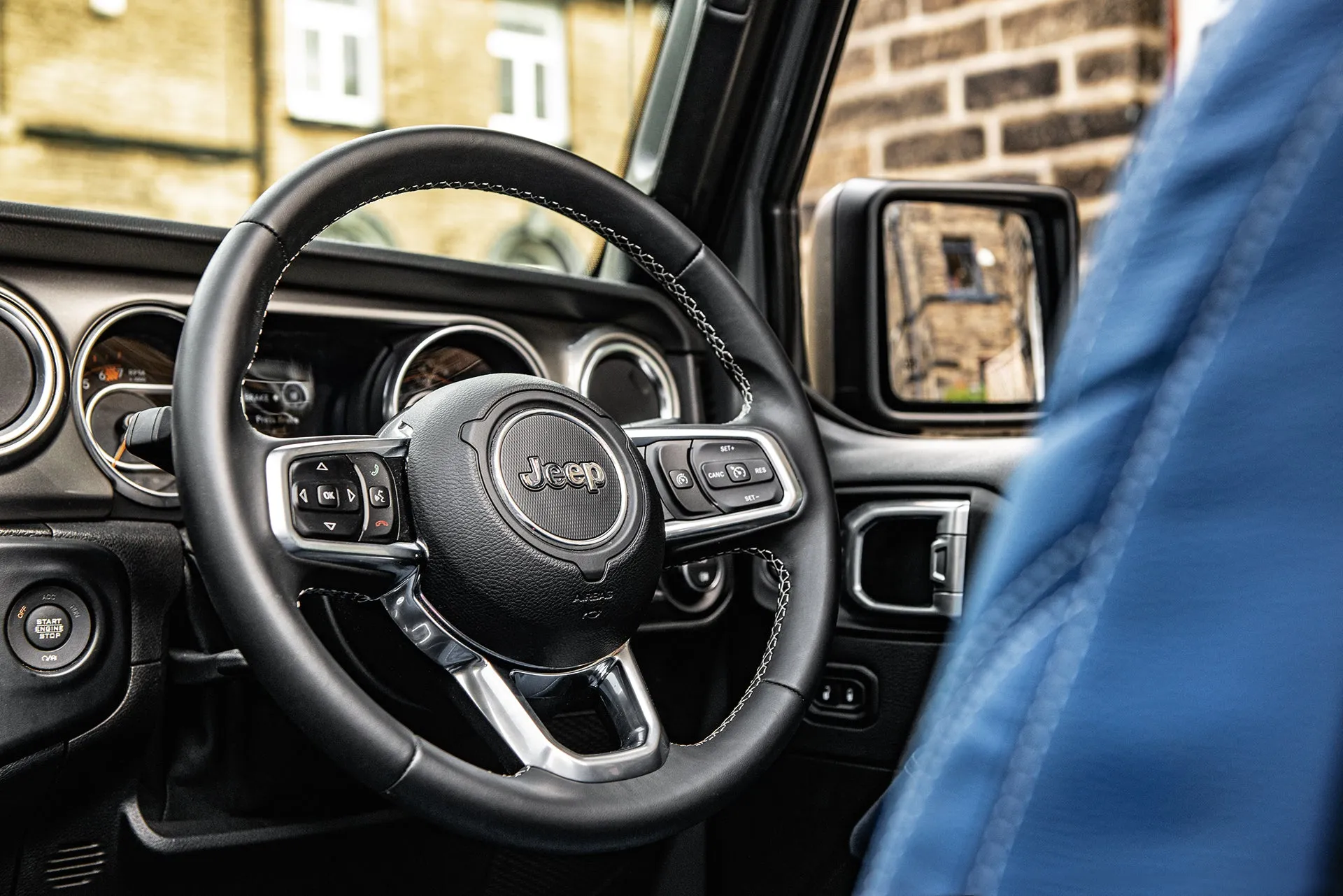 Jeep Wrangler JL 2 Door Leather Interior - Blue Edition