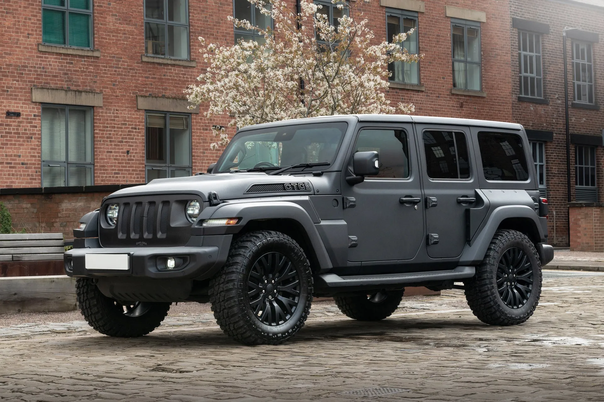 Jeep Wrangler JL 4 Door Black Hawk - Black Exterior