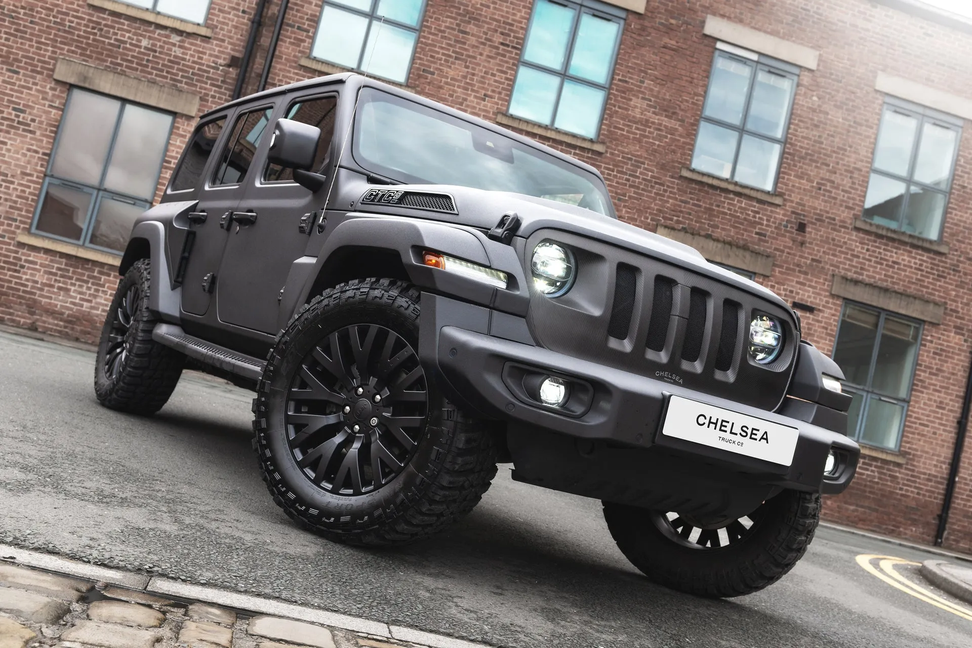 Jeep Wrangler JL 4 Door Black Hawk - Black Exterior