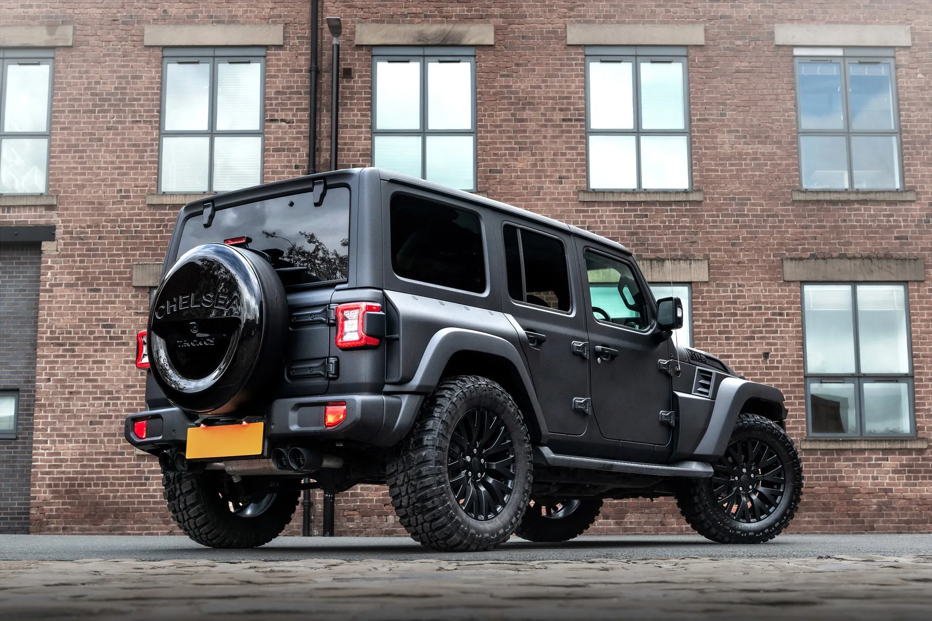 Jeep Wrangler JL 4 Door Black Hawk - Black Exterior