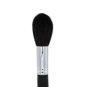 Large Pointed Powder Brush  C401