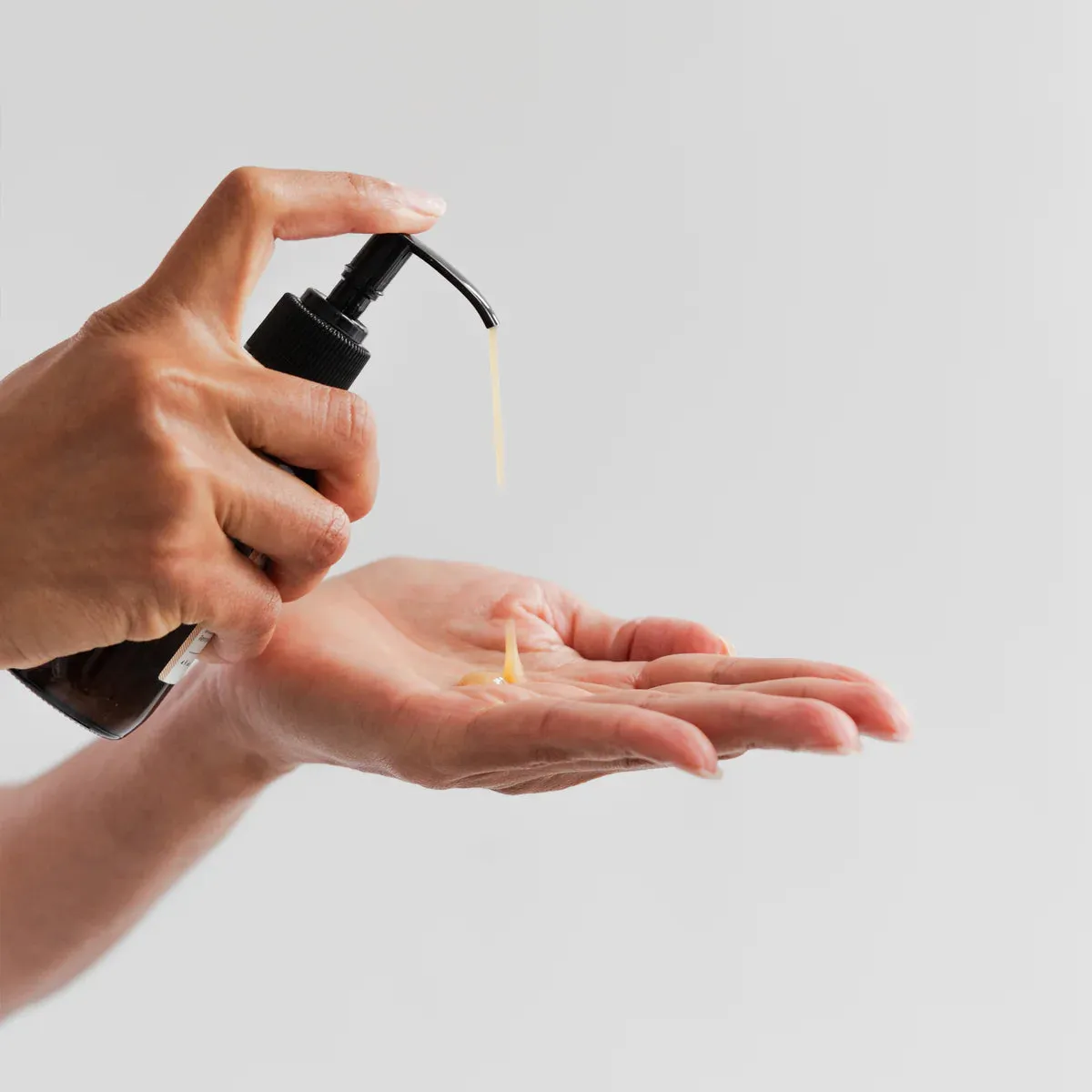 Marie Veronique Pure   E.O. Free Oil Cleanser