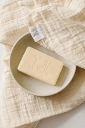 Minois Paris - Organic Orange Blossom and Honey Gentle Soap - 100 g