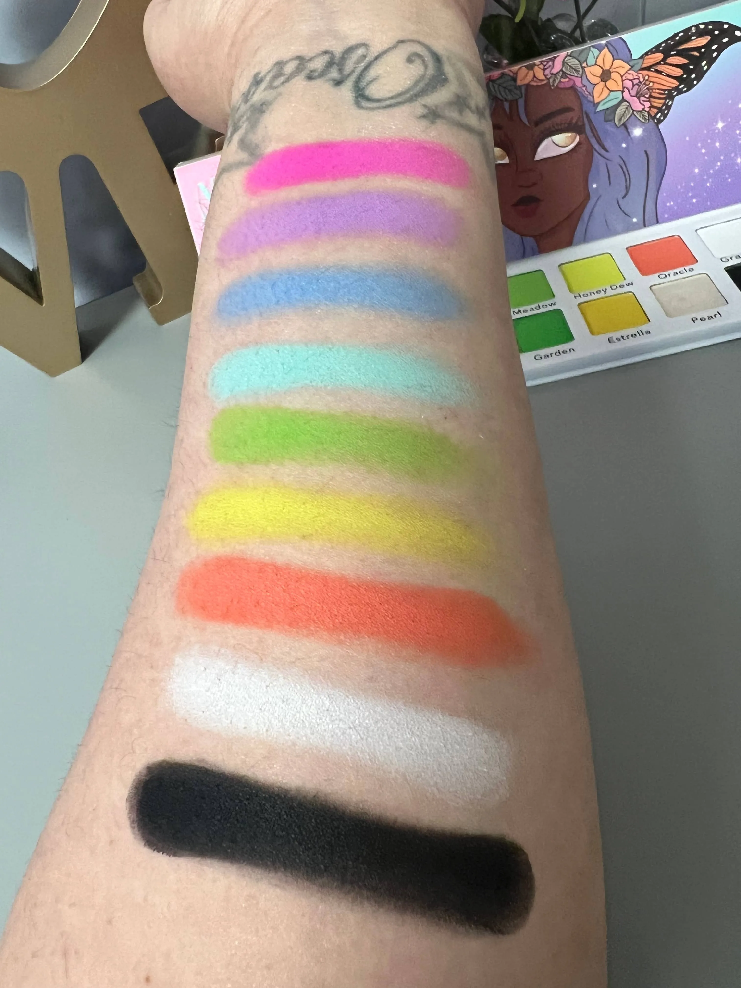 Pastel Mania Eyeshadow Palette