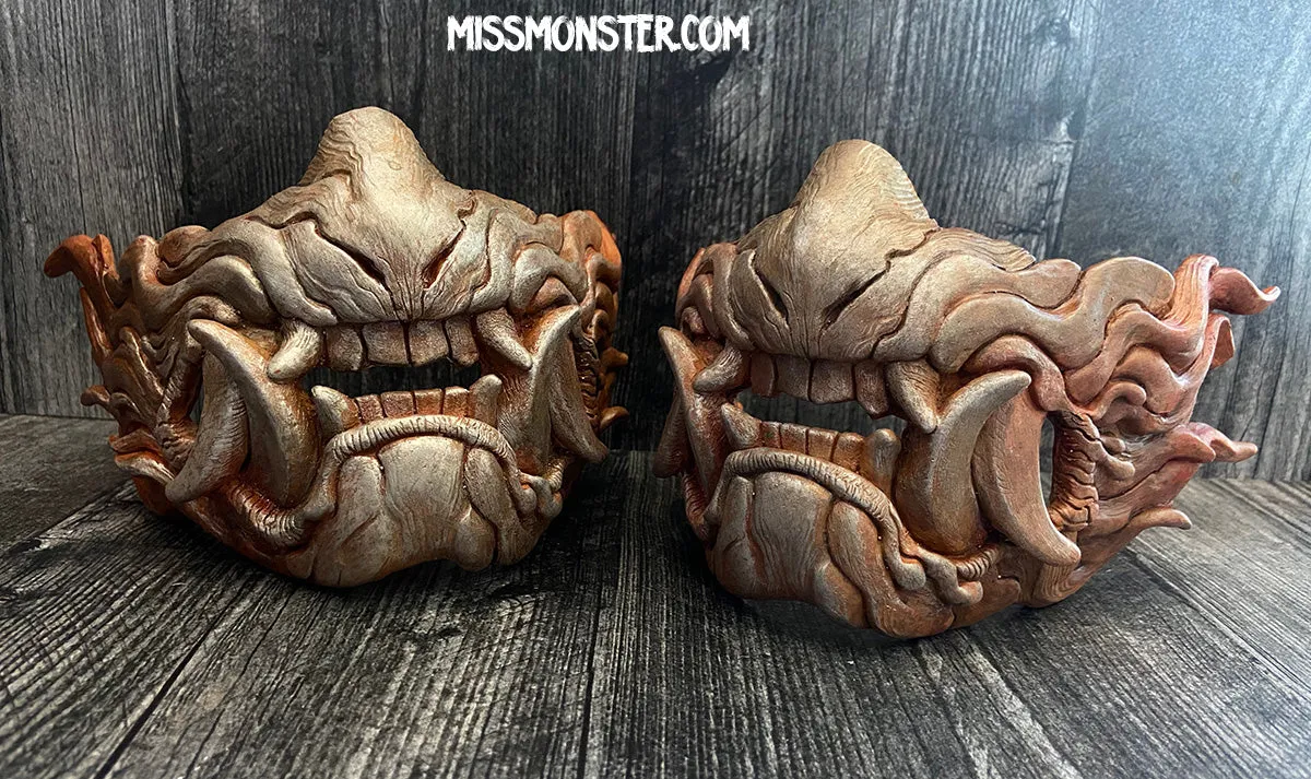 PATREON- SNARL HALF MASK- RUST