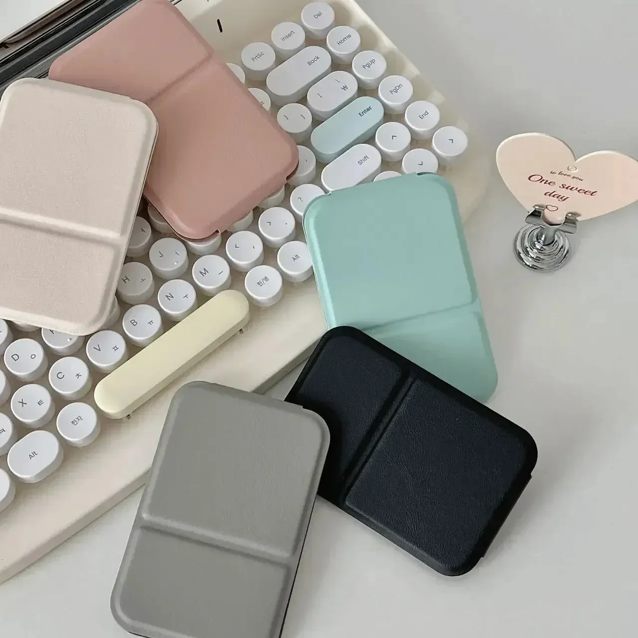 Portable Leather Foldable Makeup Mirror Handheld Compact Cute Desktop Pocket Mirror