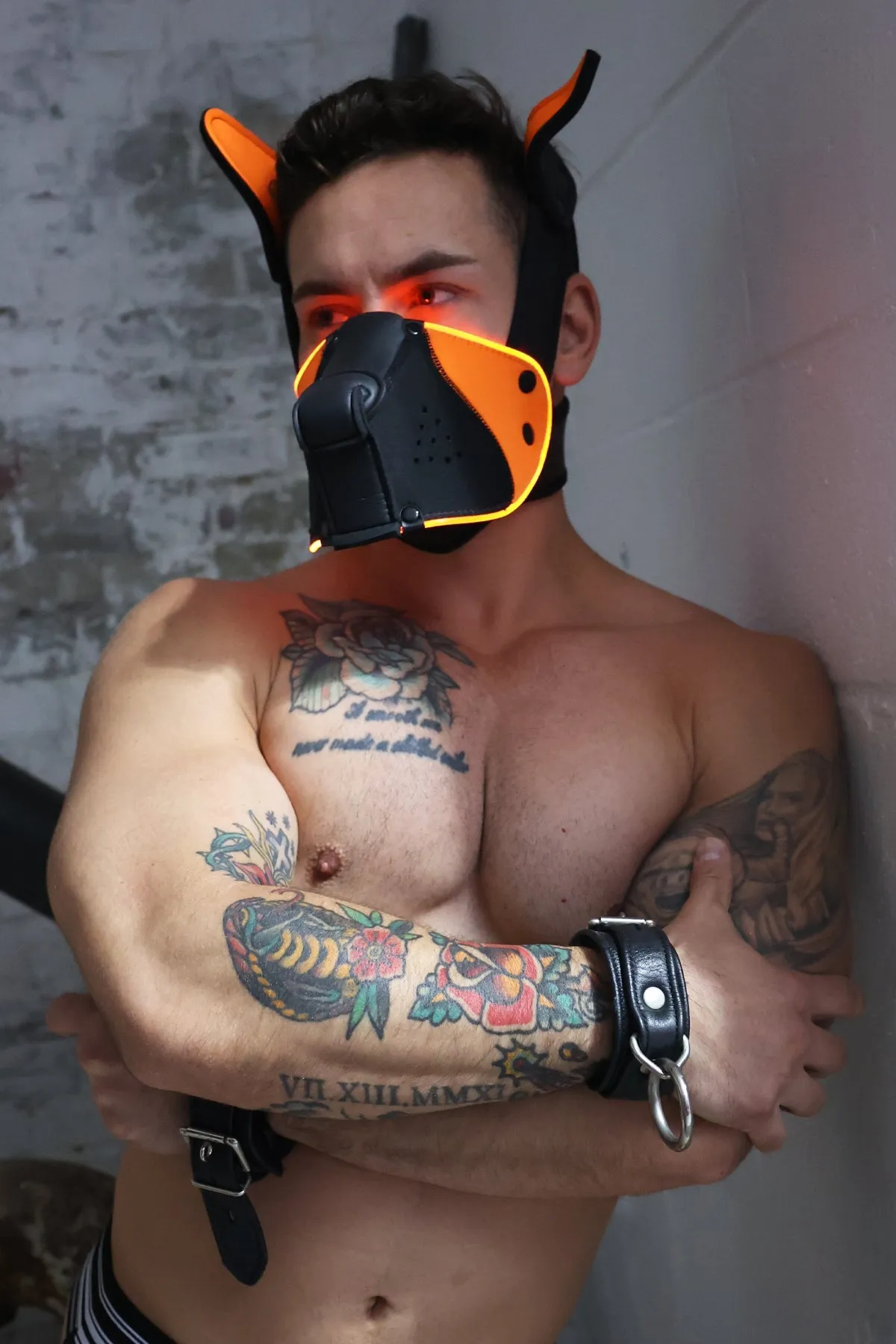 Poundtown Pup Mask 2.0 - Neon Orange