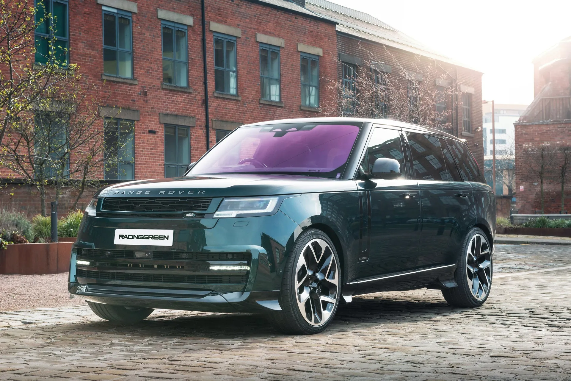 Range Rover LWB Edition By Racing Green Automotive