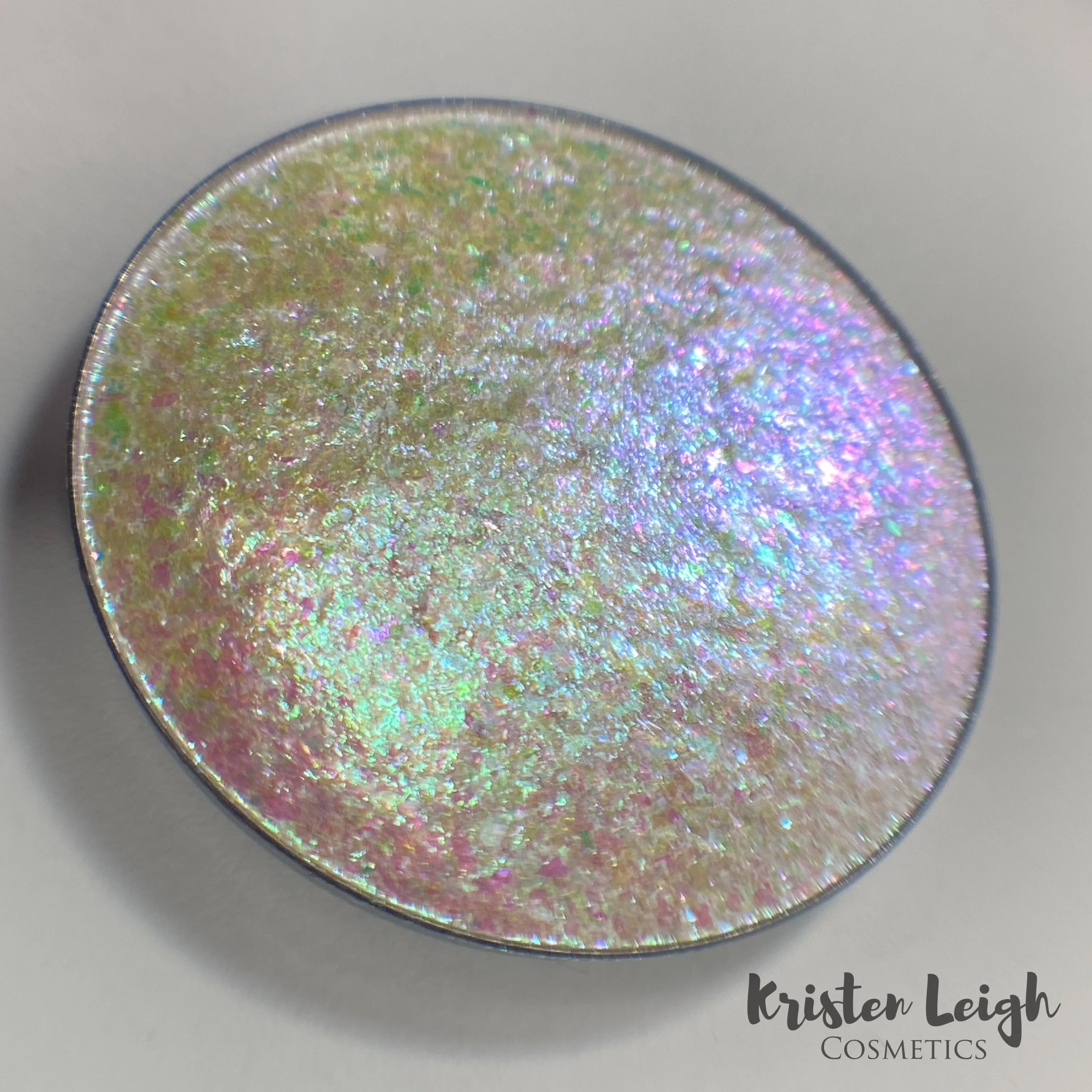 SHENANIGANS ✨ 
Special Edition - Multichrome,Birthday Highlighter / Eyeshadow