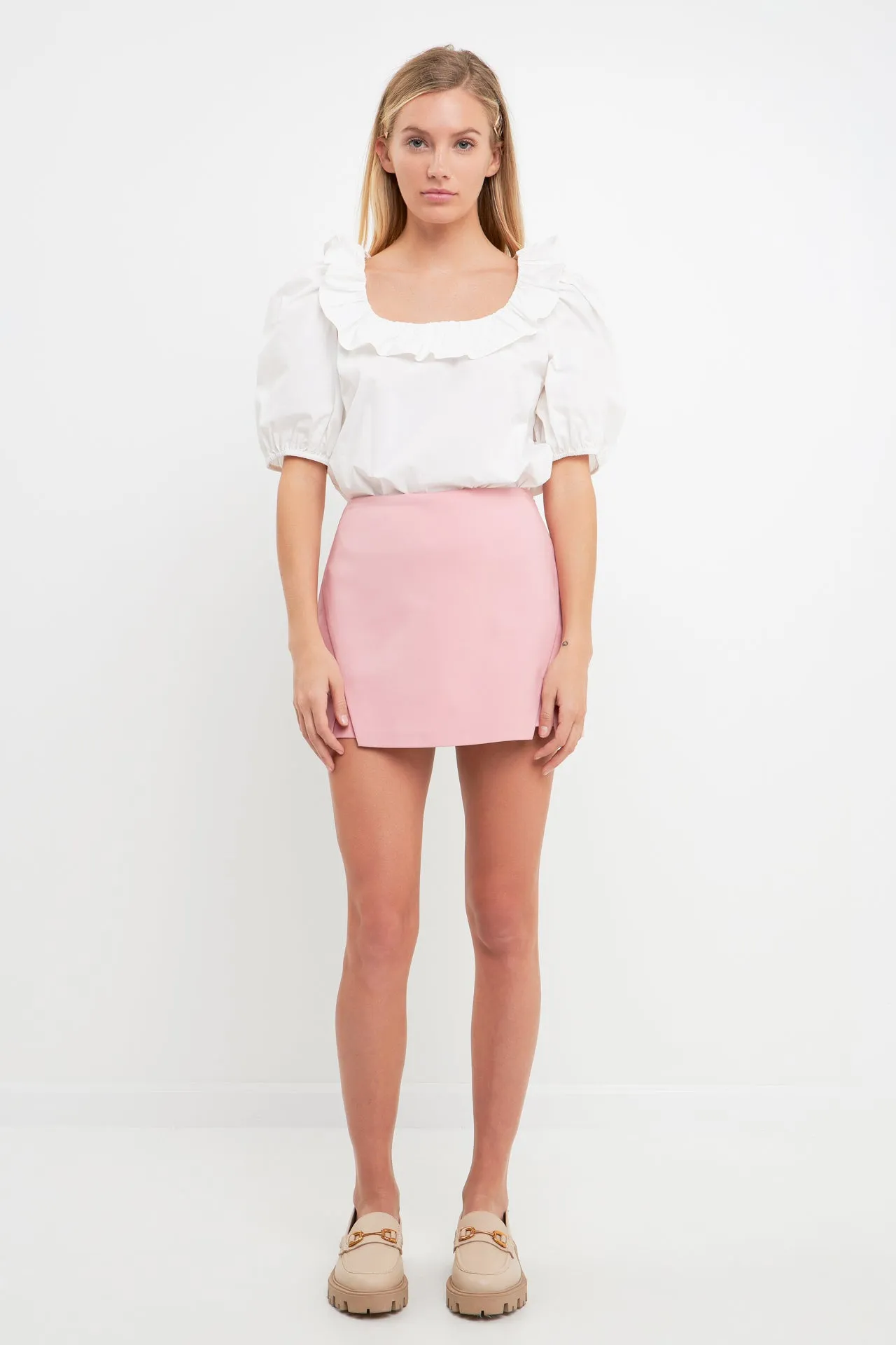 U-neckline Puff Sleeve Top