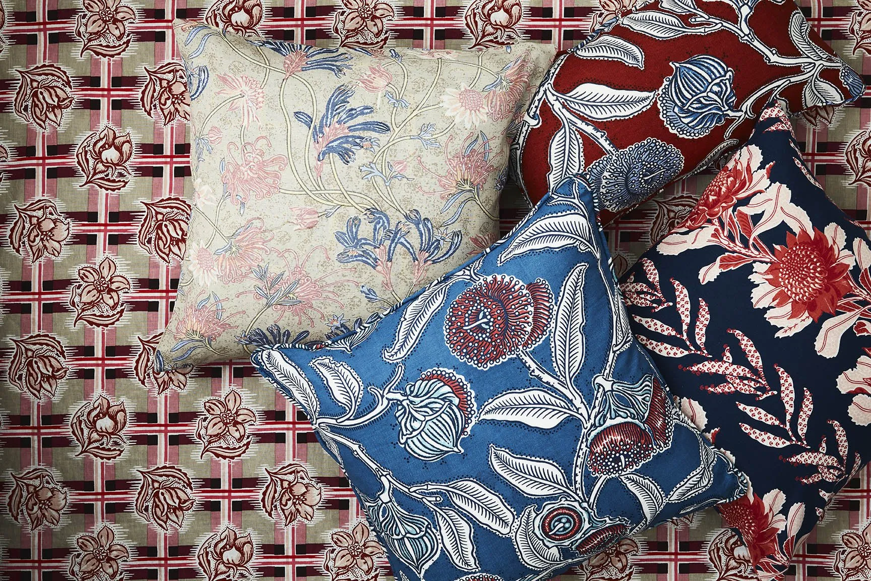 Youngiana Indigo 50x50 Cushion Cover