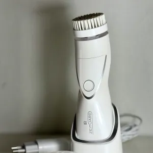 ZEITGARD PRO Cosmetic Device   Face Cleansing Tool